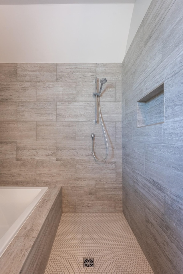 504 Doubleday Ln, Brentwood, TN 37027 - full bath featuring a tile shower and a bathtub