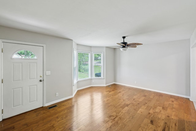 932 Circle Dr, Springfield, TN 37172 - foyer with healthy amount of natural light, ceiling fan, baseboards, and wood finished floors