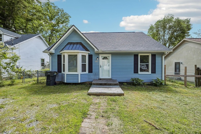 932 Circle Dr, Springfield, TN 37172 - view of front facade with roof with shingles
