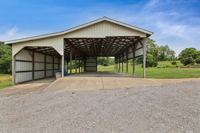1361 Madison Creek Rd, Goodlettsville, TN 37072 - view of parking / parking lot featuring a detached carport