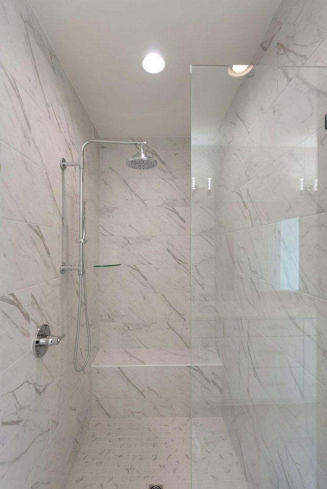 520 Proximity Cir, Nashville, TN 37207 - full bath featuring a marble finish shower and recessed lighting