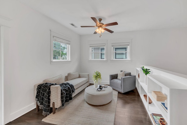 525B Stevenson St, Nashville, TN 37209 - sitting room with dark wood finished floors, ceiling fan, and baseboards