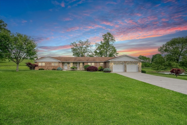 390 Lincoln St, Crossville, TN 38572 - photo 1