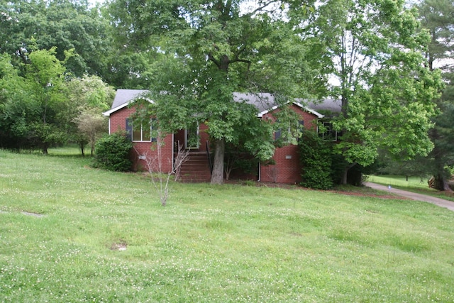 603 Canterbury Trl, Mount Juliet, TN 37122 - view of green lawn featuring stairs