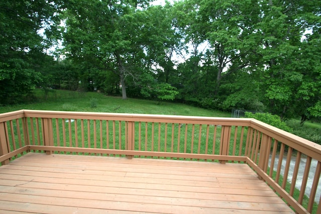603 Canterbury Trl, Mount Juliet, TN 37122 - wooden terrace featuring a lawn
