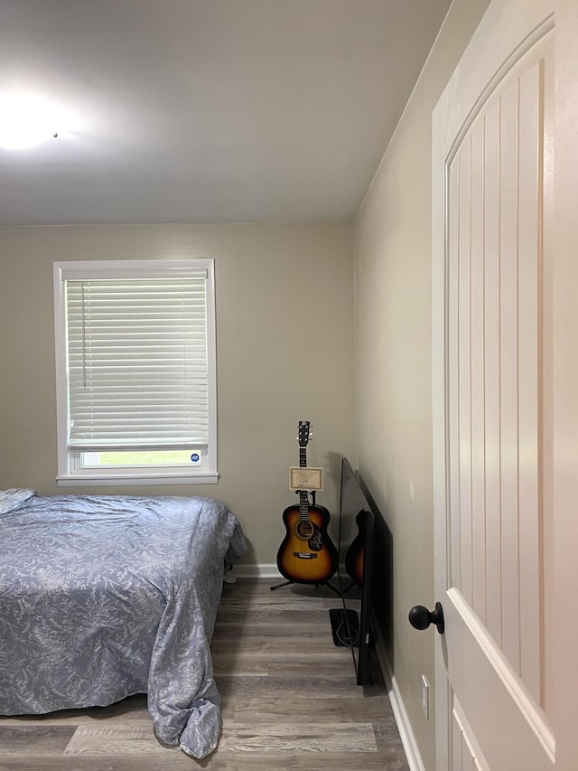 148 Shawna Ln, Hillsboro, TN 37342 - bedroom with wood finished floors and baseboards