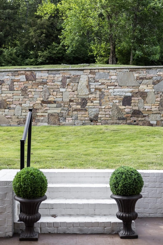 109 Allenhurst Cir, Franklin, TN 37067 - view of grassy yard