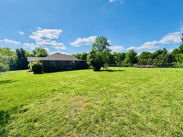 202 Tomlinson Rd, Lebanon, TN 37087 - view of yard