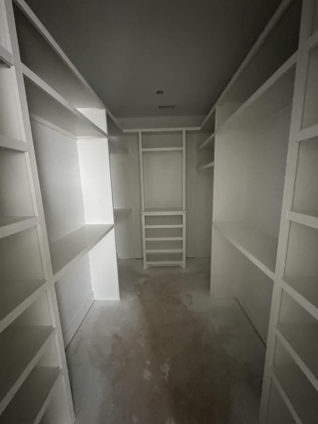 601 Galaxie Dr, Nashville, TN 37209 - view of walk in closet
