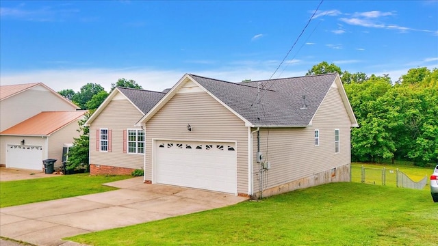 2129 Hollandale Cir, Columbia, TN 38401 - view of front of home featuring crawl space, an attached garage, a shingled roof, and driveway