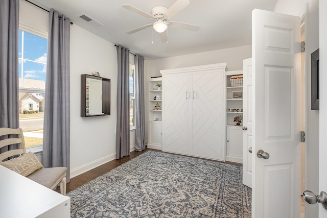 706 Hahn Ct, Lebanon, TN 37087 - entryway featuring dark wood-style flooring, a ceiling fan, and baseboards