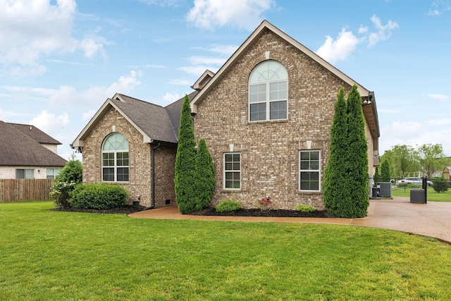 1403 Wade Hampton Ct, Lebanon, TN 37087 - traditional home with brick siding and central AC unit