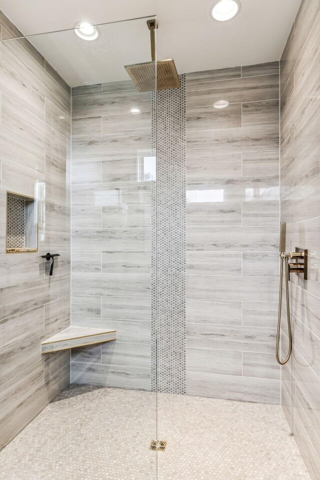 5012 Toll Road Ct, Thompsons Station, TN 37179 - bathroom featuring a tile shower and recessed lighting