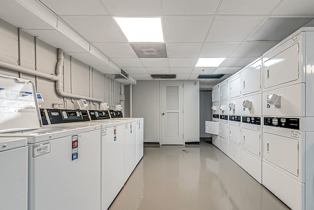 900 19th Ave S Unit 508, Nashville, TN 37212 - community laundry room featuring stacked washing machine and dryer and washing machine and clothes dryer