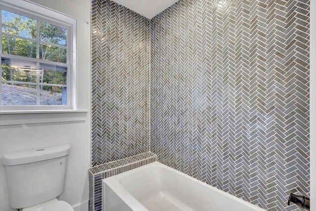 7592 Grasshopper Rd, Georgetown, TN 37336 - full bath with toilet