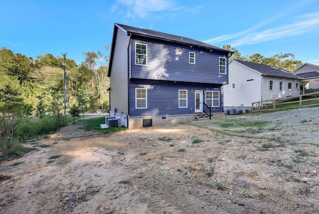 7592 Grasshopper Rd, Georgetown, TN 37336 - rear view of property featuring entry steps and central AC