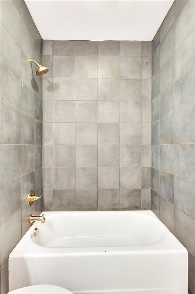 8650 Becket Way Lot # 4, Ooltewah, TN 37363 - bathroom featuring shower / washtub combination