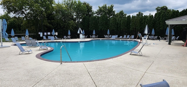 3157 Locust Holw, Nolensville, TN 37135 - community pool with a patio area