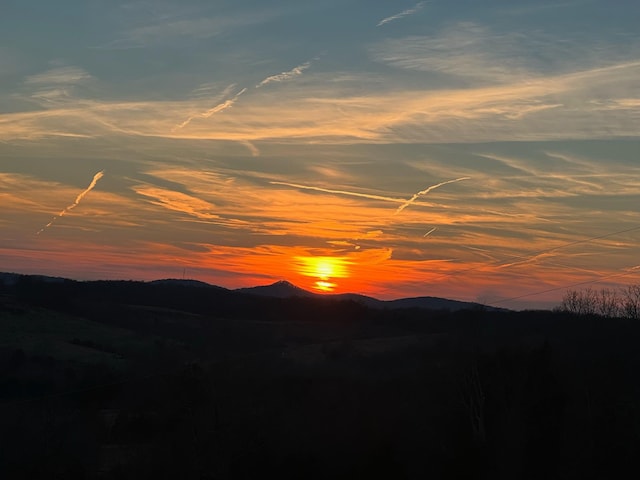2043 W Saulsbury Rd, Lebanon, TN 37090 - view of mountain backdrop