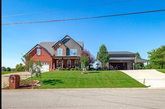 1441 Rustys Ln, Clarksville, TN 37042 - traditional home with concrete driveway and a front yard