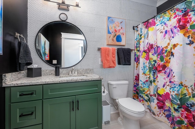 144 Autumn Crk, Lebanon, TN 37087 - bathroom with toilet, vanity, and curtained shower