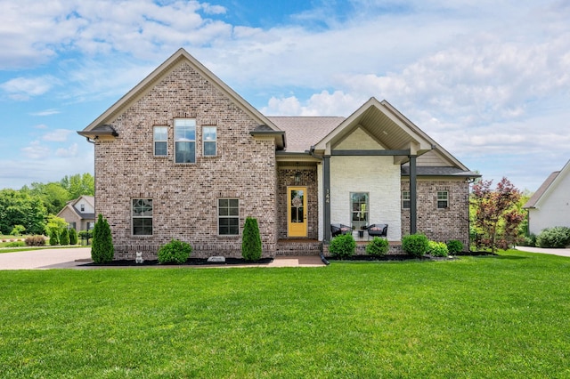 144 Autumn Crk, Lebanon, TN 37087 - view of front facade with a front lawn and brick siding