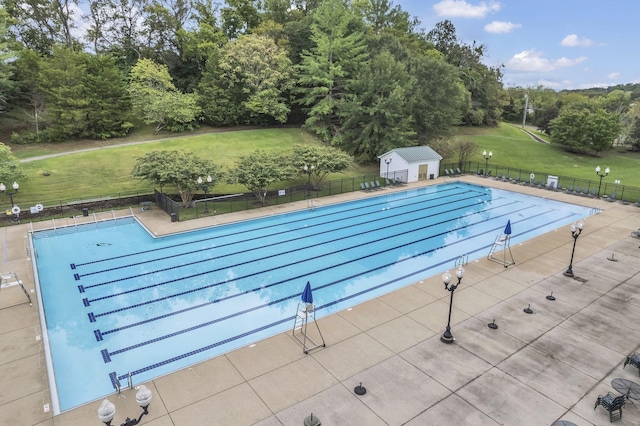 1552 Liberty Pike, Franklin, TN 37067 - community pool with view of wooded area
