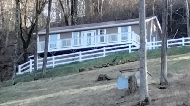 158 Grishom Ln, Granville, TN 38564 - photo 1
