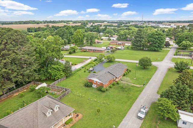 505 Kindel Dr, Decherd, TN 37324 - drone / aerial view
