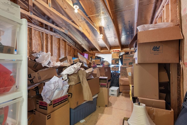 1500 Cedarbrooke Ln, Lebanon, TN 37090 - view of unfinished attic