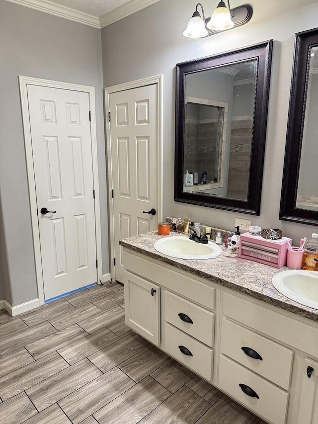 287 Sisk Rd, Winchester, TN 37398 - full bath with double vanity, ornamental molding, and wood finished floors