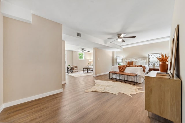 1614 Shady Cir, Lebanon, TN 37087 - bedroom featuring wood finished floors, baseboards, and a ceiling fan