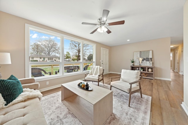1614 Shady Cir, Lebanon, TN 37087 - living room with a ceiling fan, baseboards, light wood-type flooring, and recessed lighting