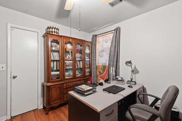 1515 Owen Rd, Brentwood, TN 37027 - home office with wood finished floors and a ceiling fan