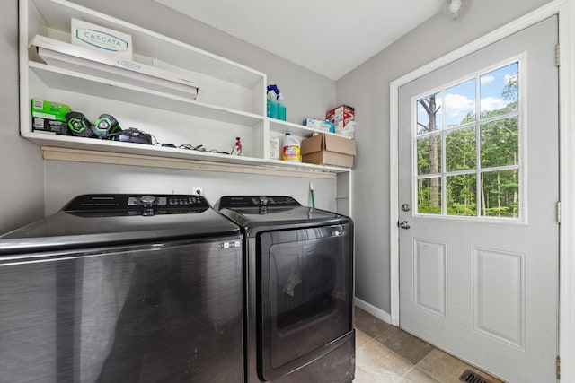 142 Kimberly Rd, Hohenwald, TN 38462 - washroom featuring washer and dryer and baseboards