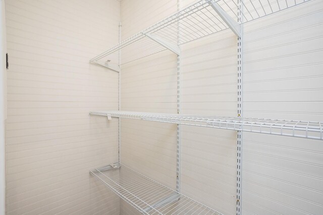 1011 Bon Meade Dr, Burns, TN 37029 - view of spacious closet