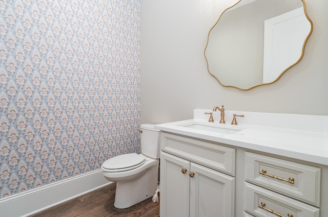 909 Gale Ln Unit A, Nashville, TN 37204 - bathroom with vanity, toilet, wood finished floors, and curtained shower