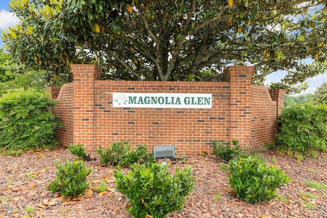153 Magnolia Glen Cir, Manchester, TN 37355 - view of community sign