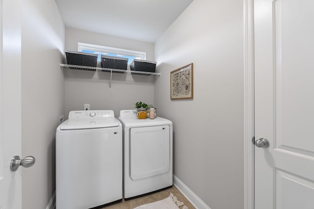 5902 Covent Ln, Smyrna, TN 37167 - laundry area featuring separate washer and dryer and baseboards