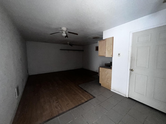 555 Oakley Allons Rd, Allons, TN 38541 - empty room featuring a ceiling fan