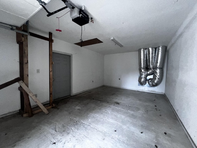 555 Oakley Allons Rd, Allons, TN 38541 - garage with a garage door opener