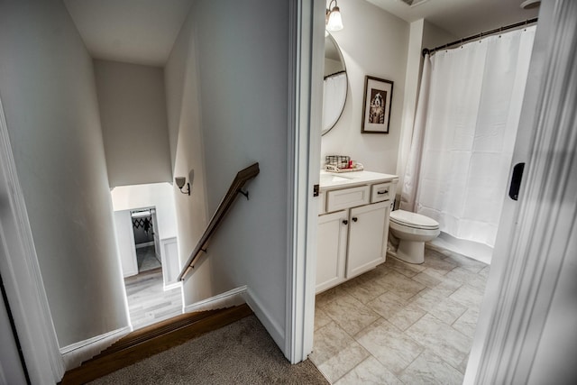 6510 Rusty Blackbird Ct, Murfreesboro, TN 37128 - bathroom featuring toilet, vanity, and a shower with curtain
