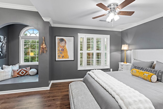 1013 Nealcrest Cir, Spring Hill, TN 37174 - bedroom featuring wood finished floors, crown molding, baseboards, and a ceiling fan
