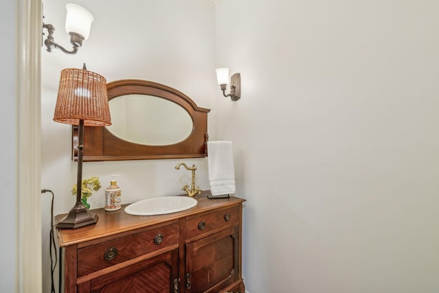 5432 Parker Branch Rd, Franklin, TN 37064 - bathroom featuring vanity