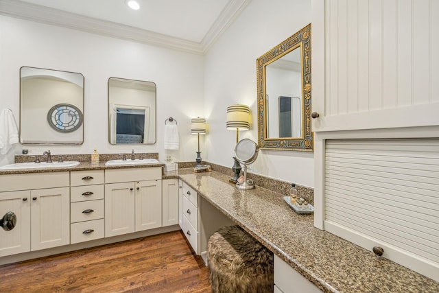 5432 Parker Branch Rd, Franklin, TN 37064 - full bath featuring crown molding, wood finished floors, double vanity, and recessed lighting