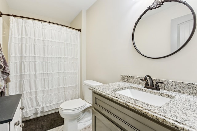 706 Kirbytown Rd, Lafayette, TN 37083 - full bath with vanity, toilet, and shower / tub combo with curtain