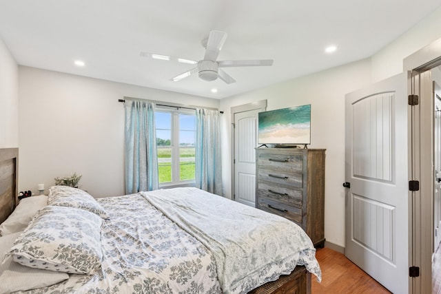 706 Kirbytown Rd, Lafayette, TN 37083 - bedroom featuring light wood-type flooring, recessed lighting, and ceiling fan