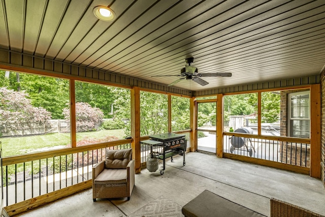 1461 Round Rock Dr, Murfreesboro, TN 37128 - sunroom / solarium featuring a ceiling fan and healthy amount of natural light