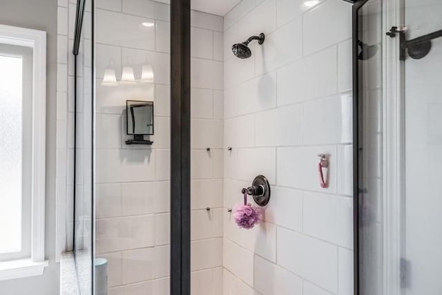 1461 Round Rock Dr, Murfreesboro, TN 37128 - full bath with a shower stall