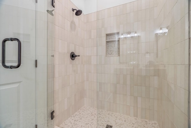 4455 Knox Ln, Cookeville, TN 38506 - bathroom featuring a stall shower